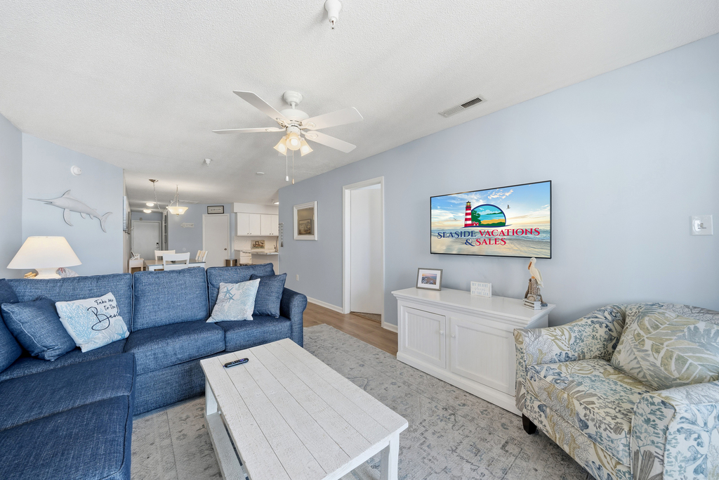 Unwind after a busy day and enjoy a Family movie night.