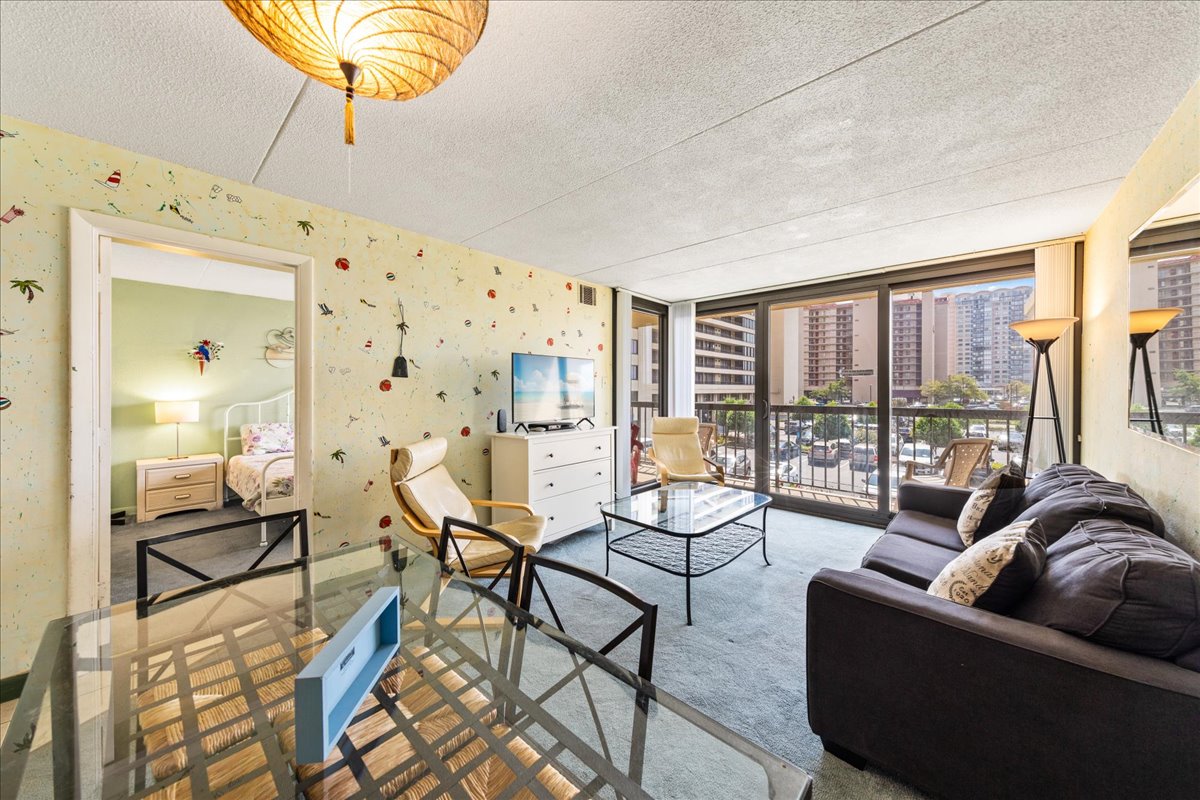 Plenty of Open Space for the whole family to Reconnect!