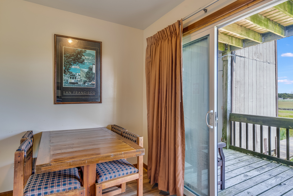 Dine indoors or Al Fresco at the Inn`s shared Picnic Area.