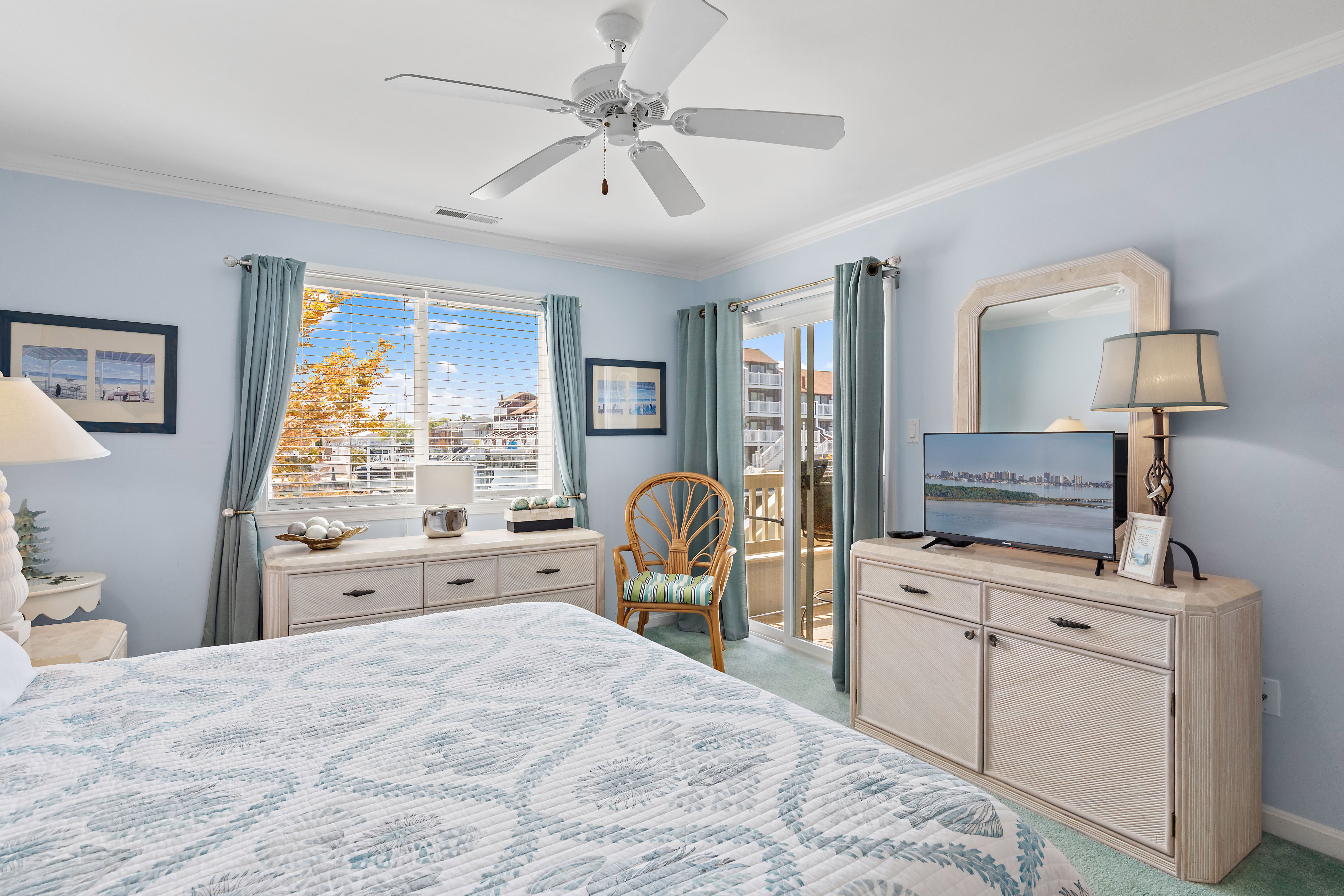 Just think, you can slip out to stargaze while everyone else slumbers!