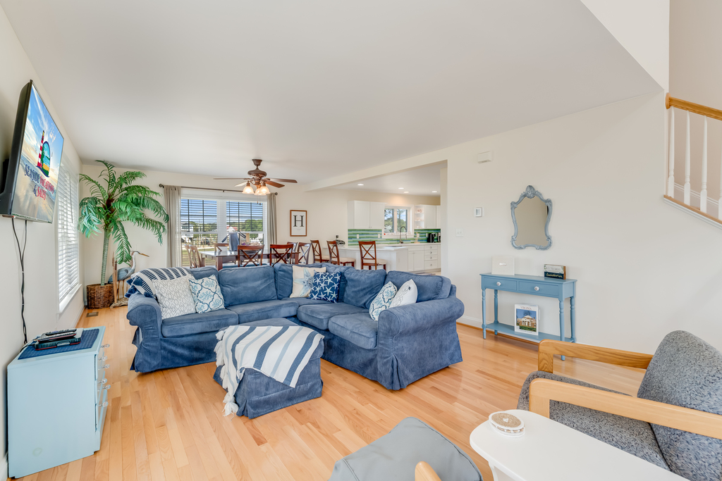 The Baywatch Bungalow is only 20 minutes from Chincoteague Island.