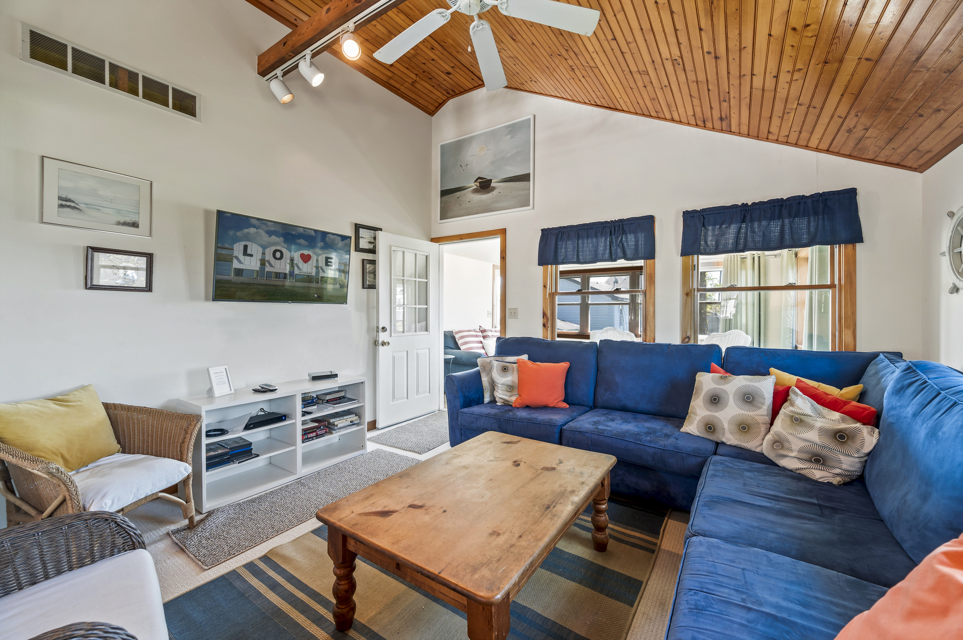 Sink into the comfy New Furnishings and enjoy Free WiFi and Flat Screen TV.