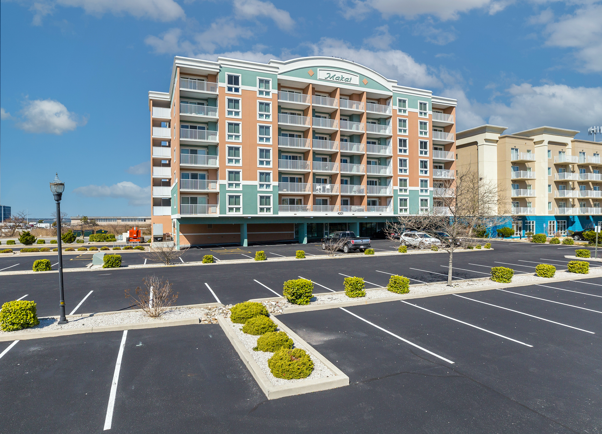 Enjoy your relaxing summer refuge here at Makai 501!