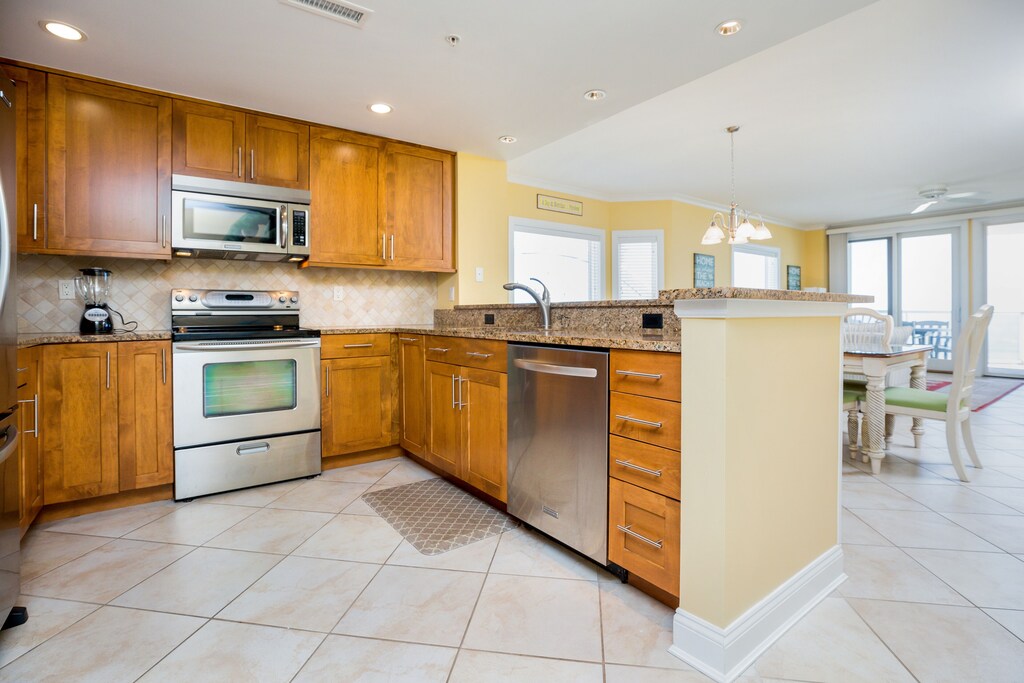 Meridian 501 East | Photo 9