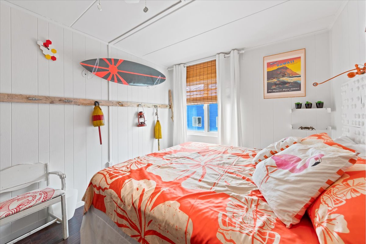 Relax & Rejuvenate in the Cozy King Bed while you enjoy the Flat Screen Smart TV.