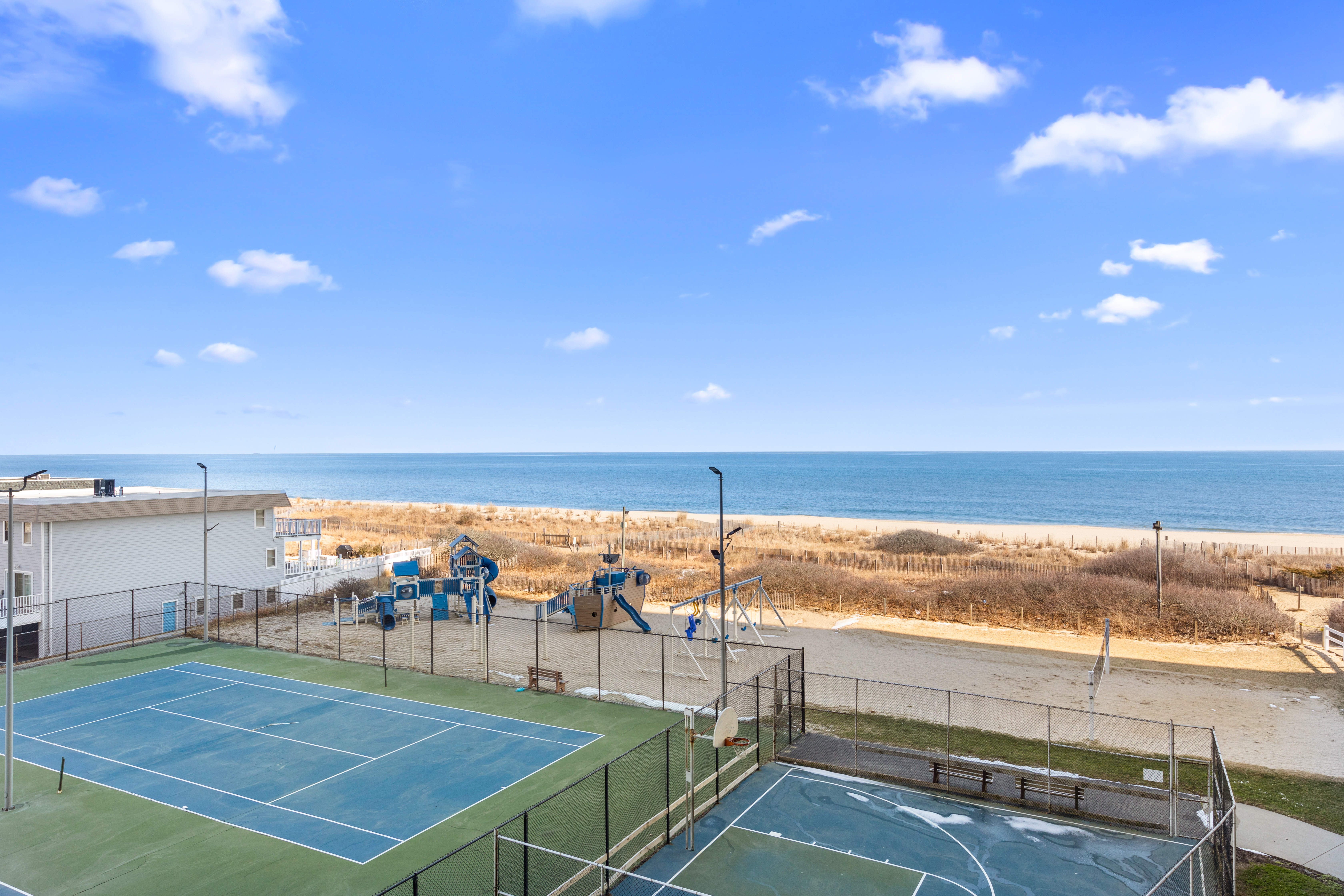 Sea Watch 306 - your perfect Beach Getaway awaits!