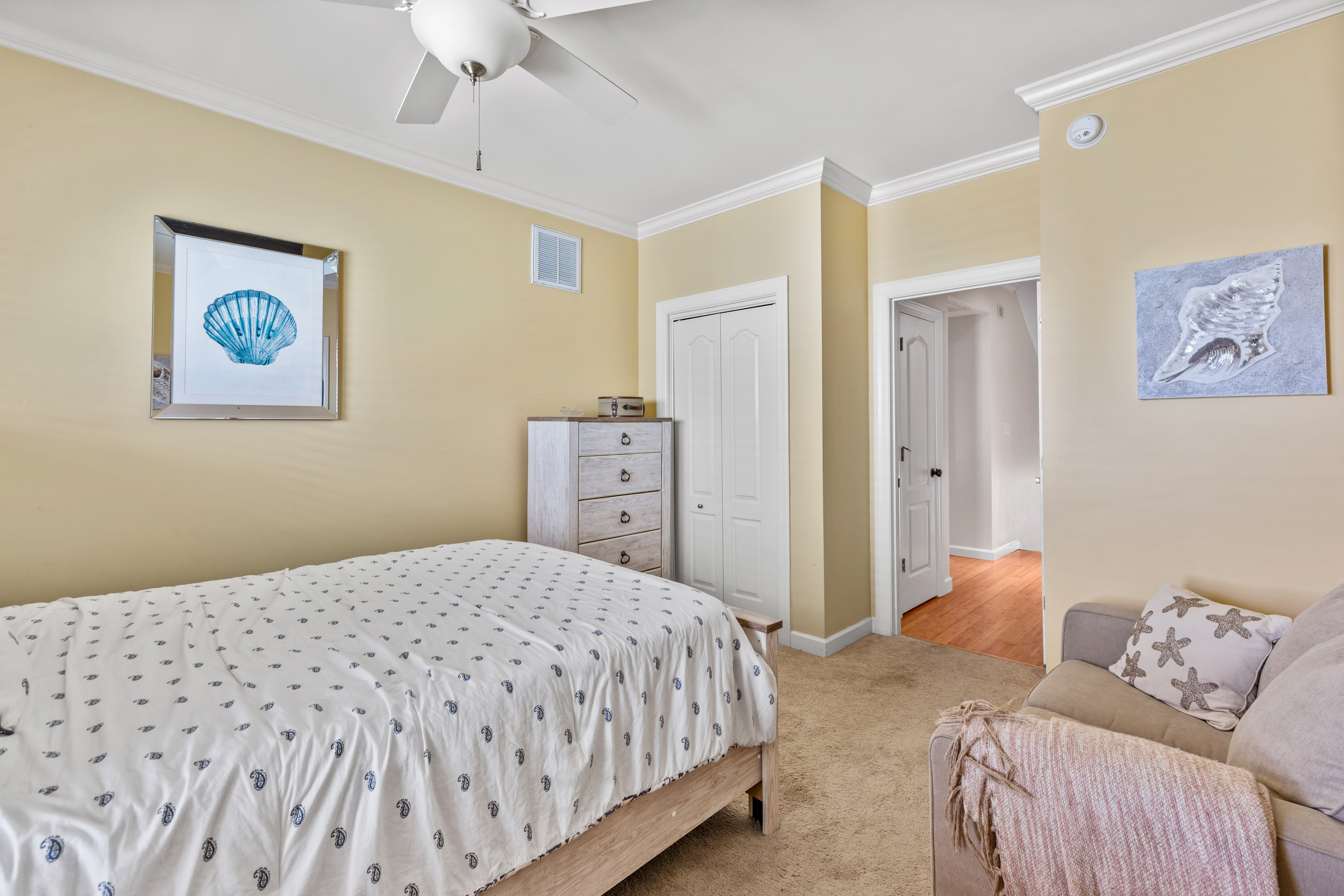 With a cozy Queen Bed.