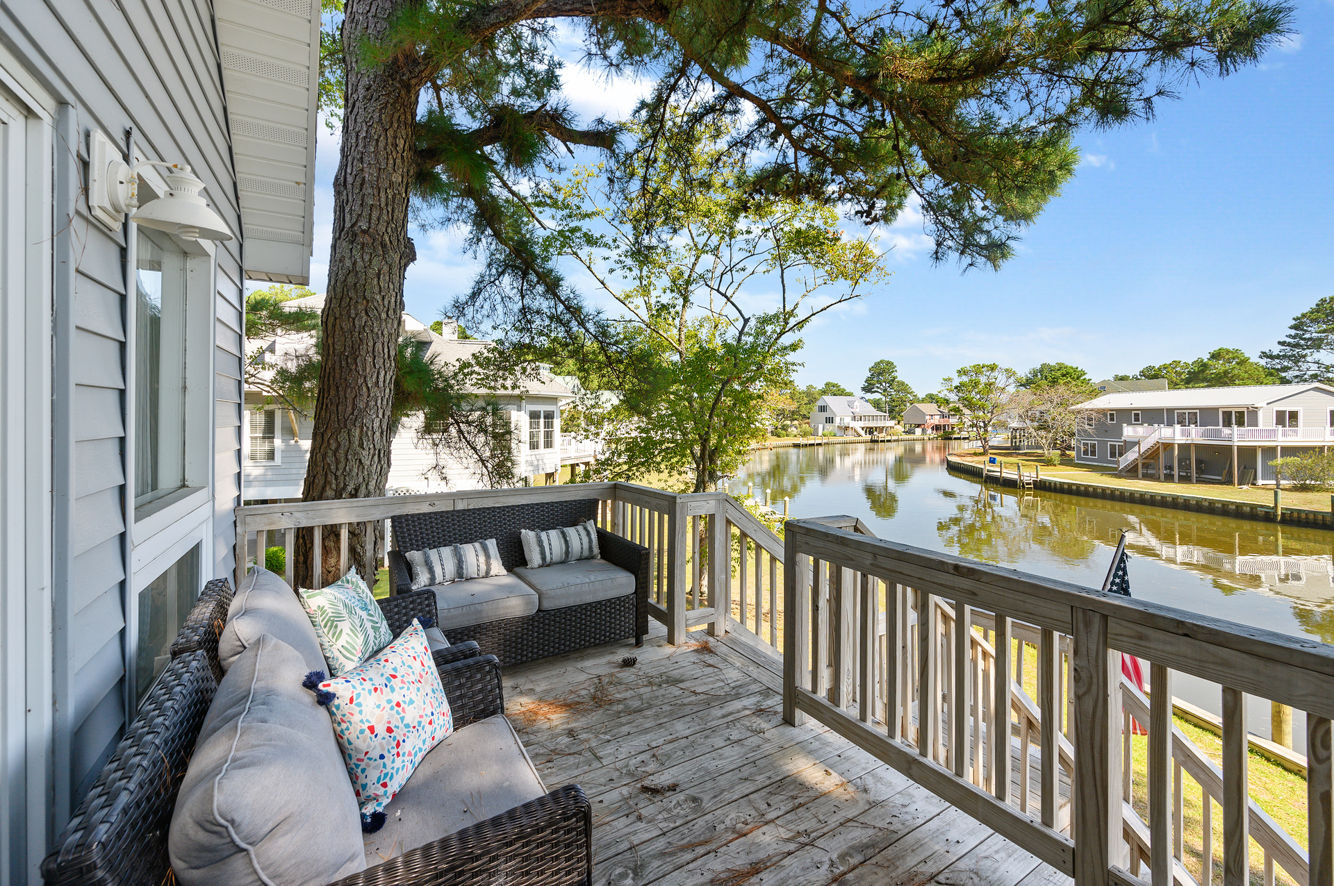 Take in that salty sweet air while relaxing on the shaded Waterfront Deck.