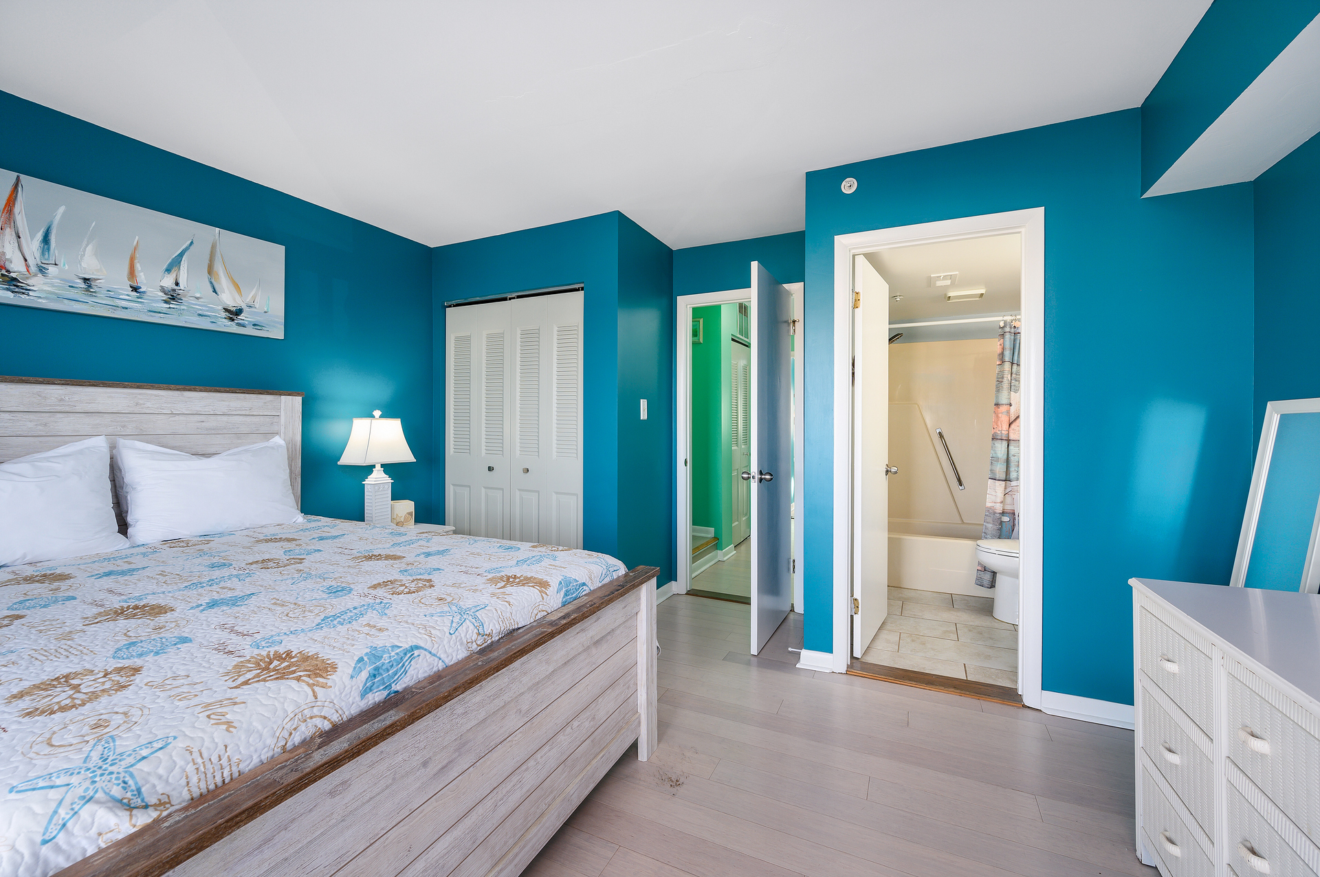 This bedroom has a Queen bed and a full attached bathroom