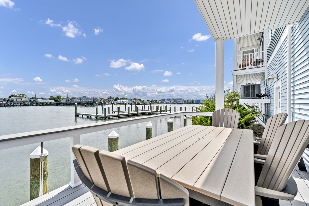 Enjoy each meal with a view