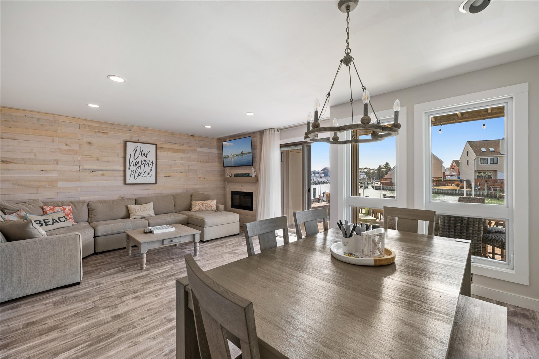 The perfect space for a Family Dinner!