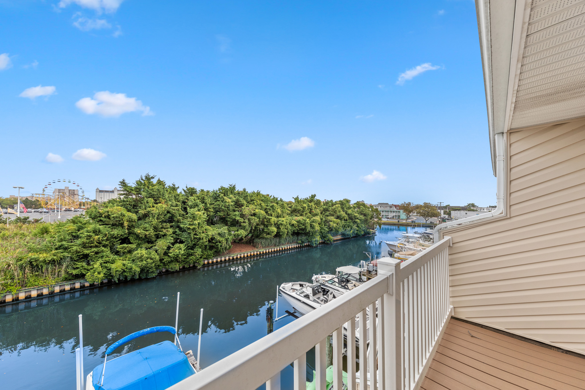 On a quiet canal just off 28th Street, Bayside, sits Tern Port 24, a breath of Sweet-Salty air!