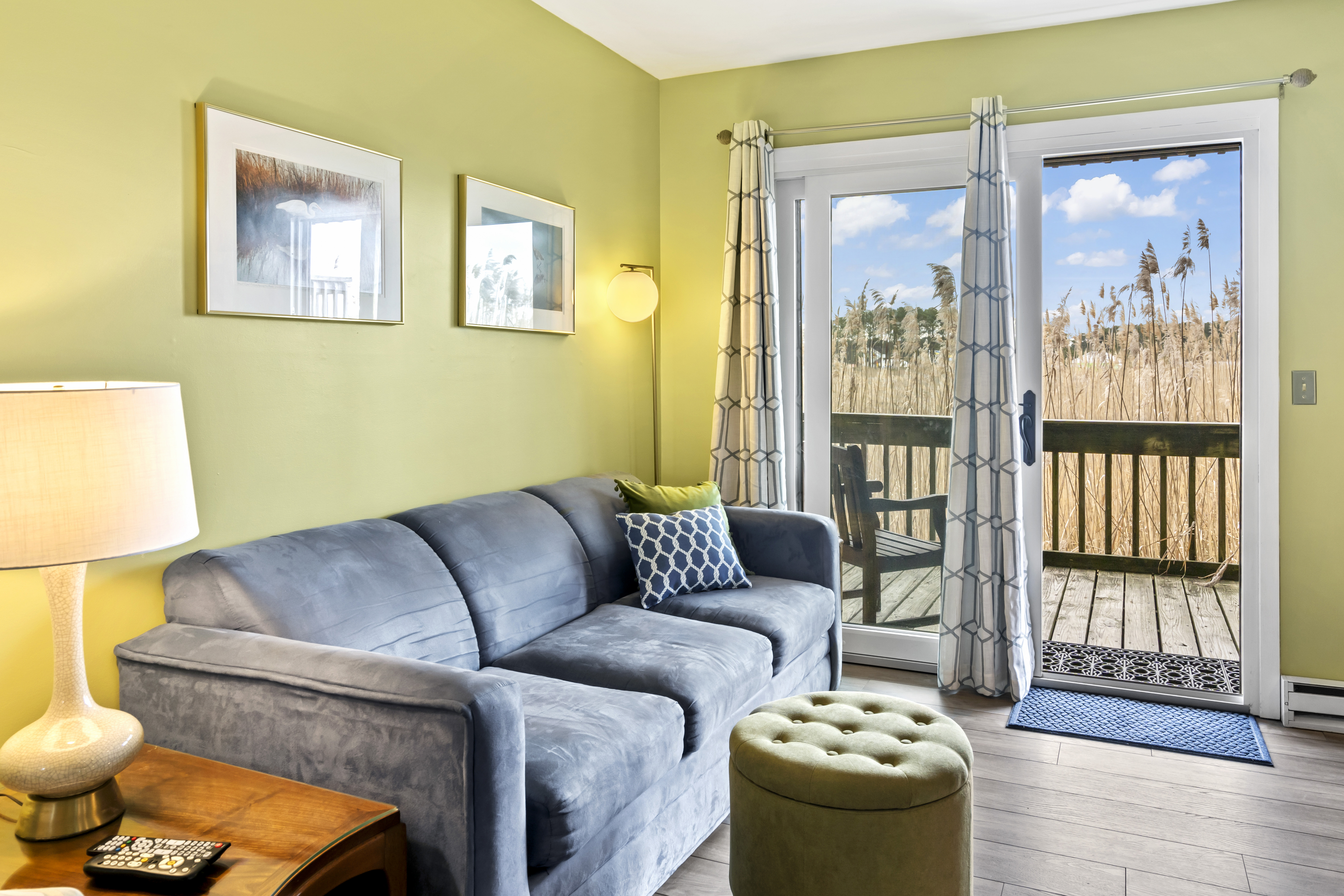 Only 5 minutes from Assateague National Seashore!