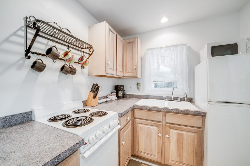 Perfect for a small family or 2 families traveling together.