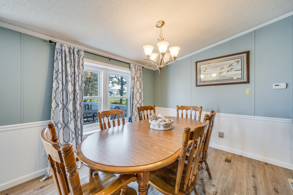 Dine in the comfort of Central AC.