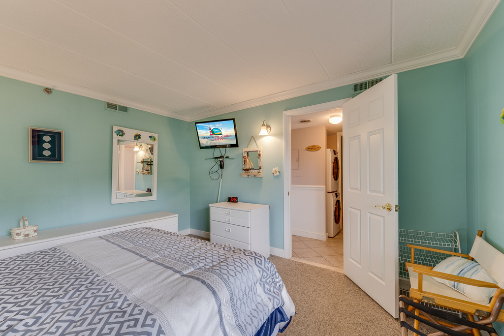 Conveniently located right across from the Shared Bath.