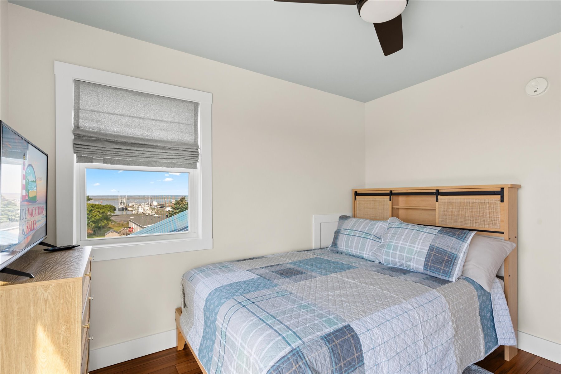 The 5th Sleeping Area is a Bonus Room and has a Full Bed.