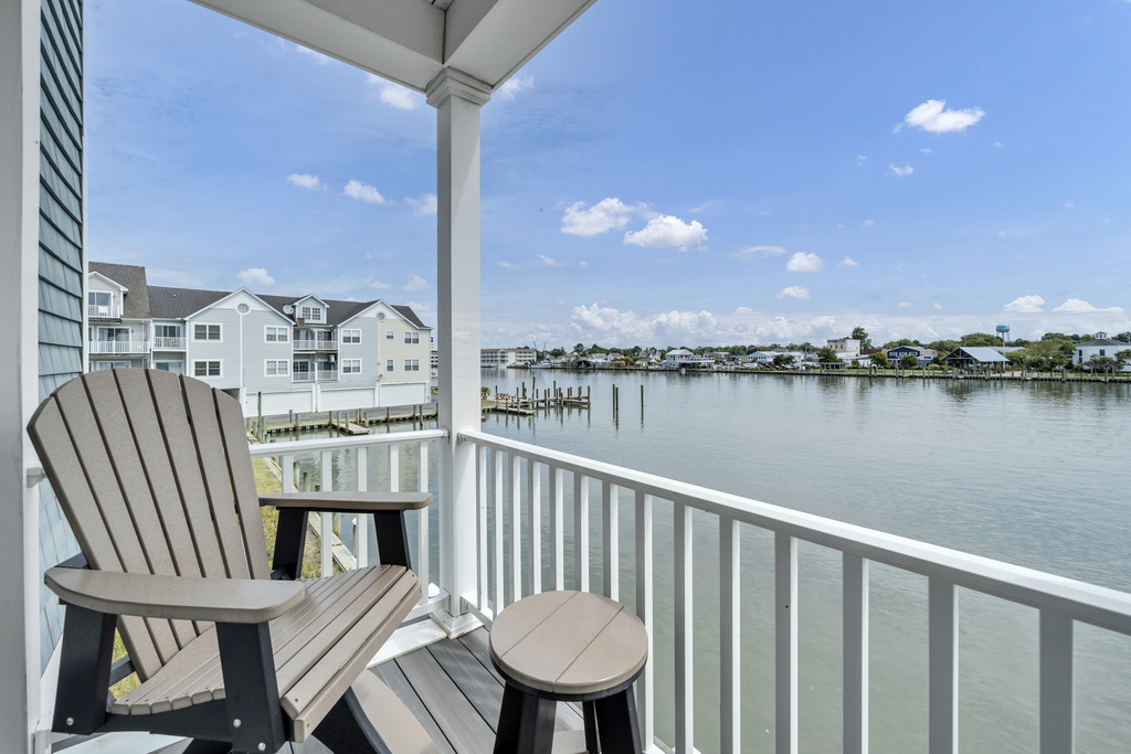 Marsh Island is close to everywhere you want to be, but serene & quiet.