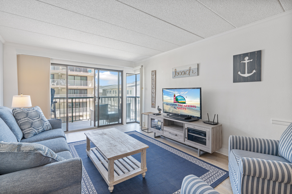 The family can enjoy a movie night on the flat screen equipped with cable and a Roku streaming device.