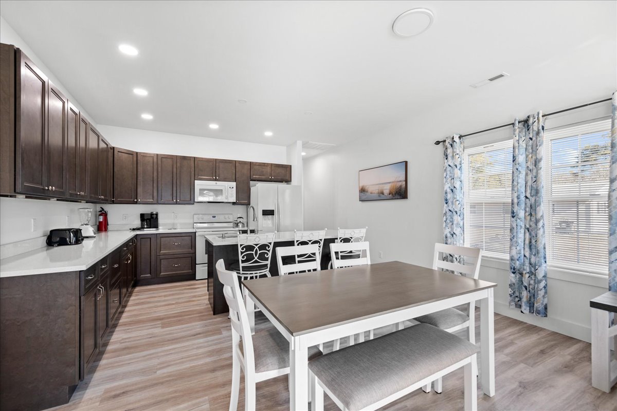 Mealtime will be a bay breeze in this Well-Equipped Kitchen.