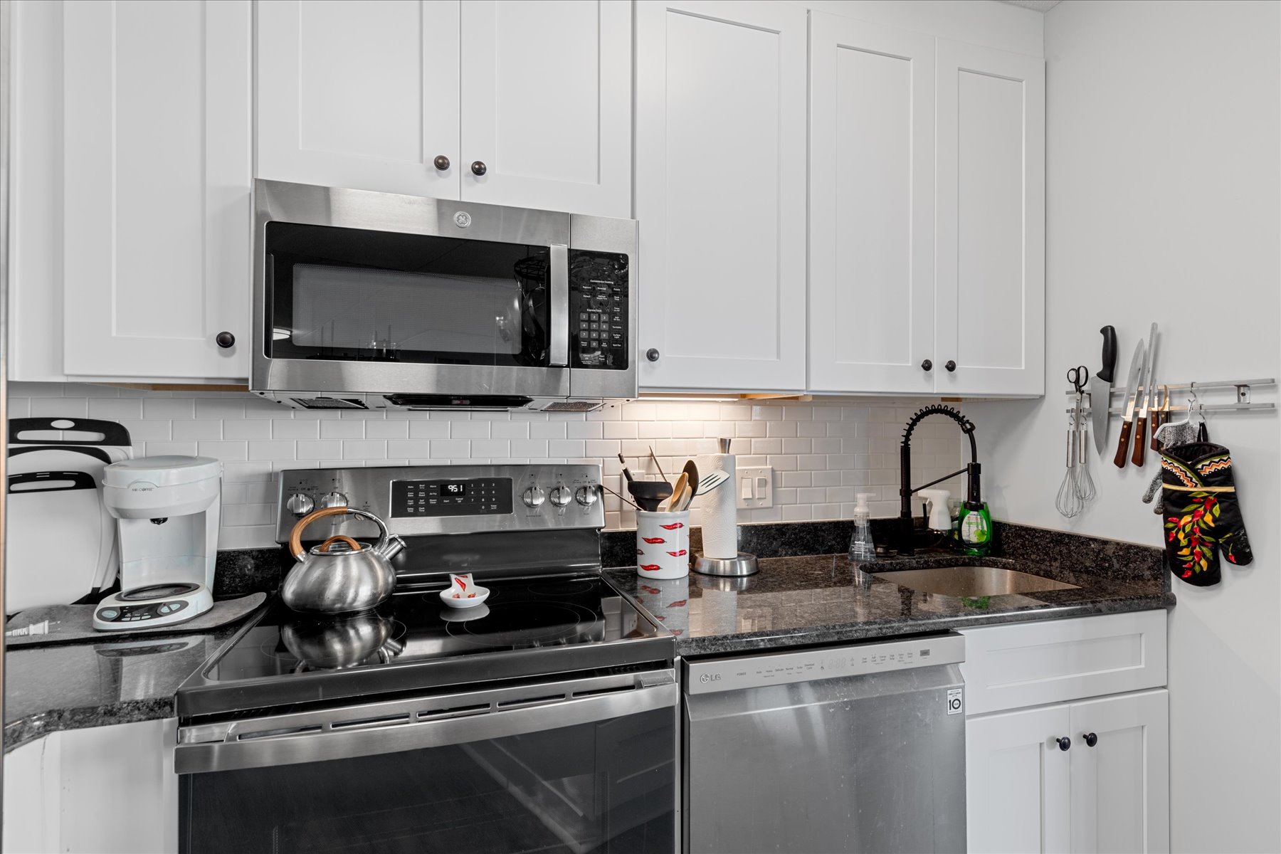 Clean up is a breeze with the Dishwasher.