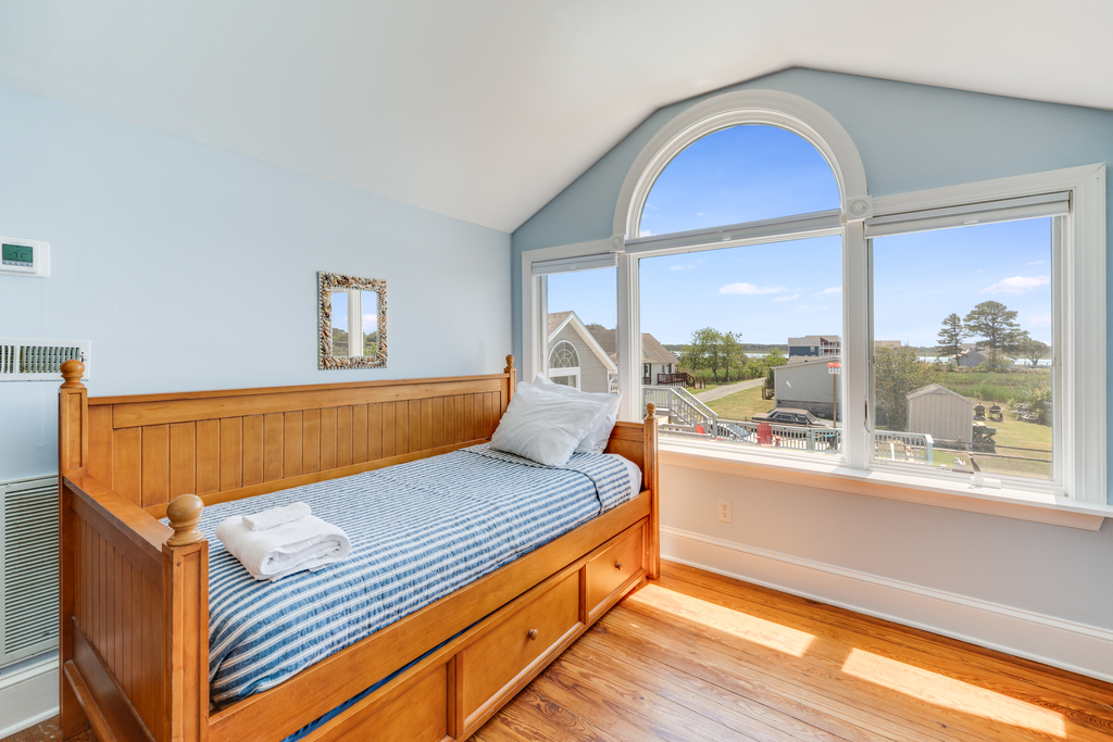 Amazing Views from a Wall of Windows - there`s also a Daybed with Twin Trundle.