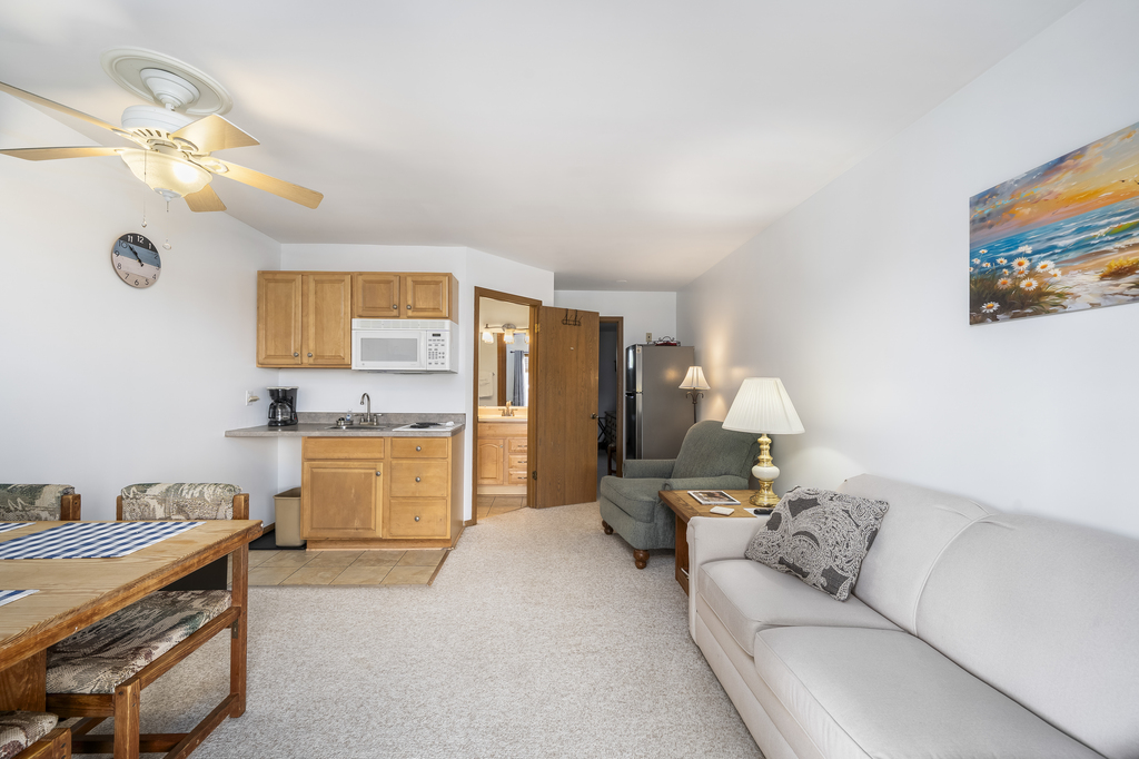 Beautifully furnished and with a fun Nautical Flair.