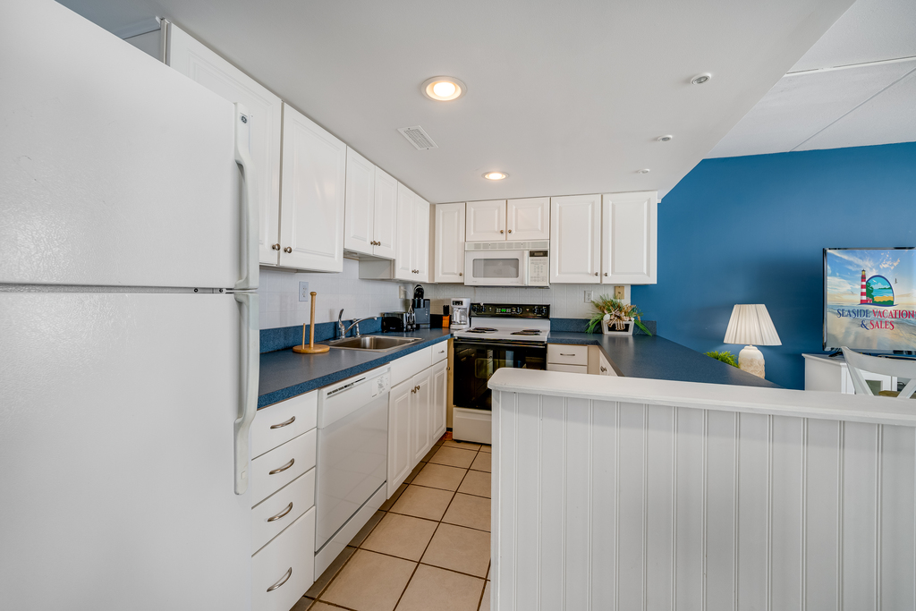 Full Size Appliances and all the Conveniences of Home!