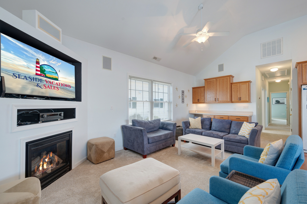 The Sleeper Sofa is perfect for any extra guests!