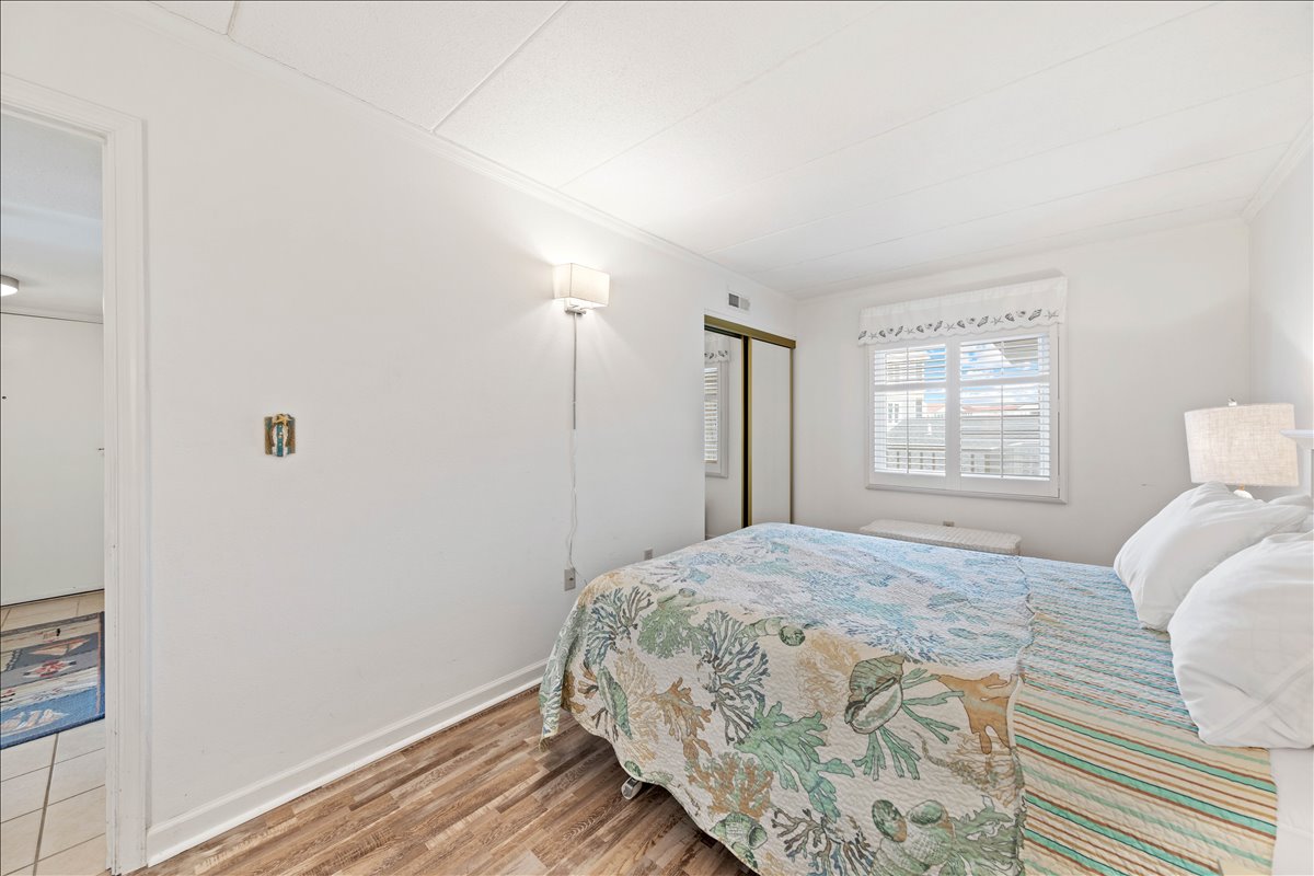 Natural Light provides a calm atmosphere.