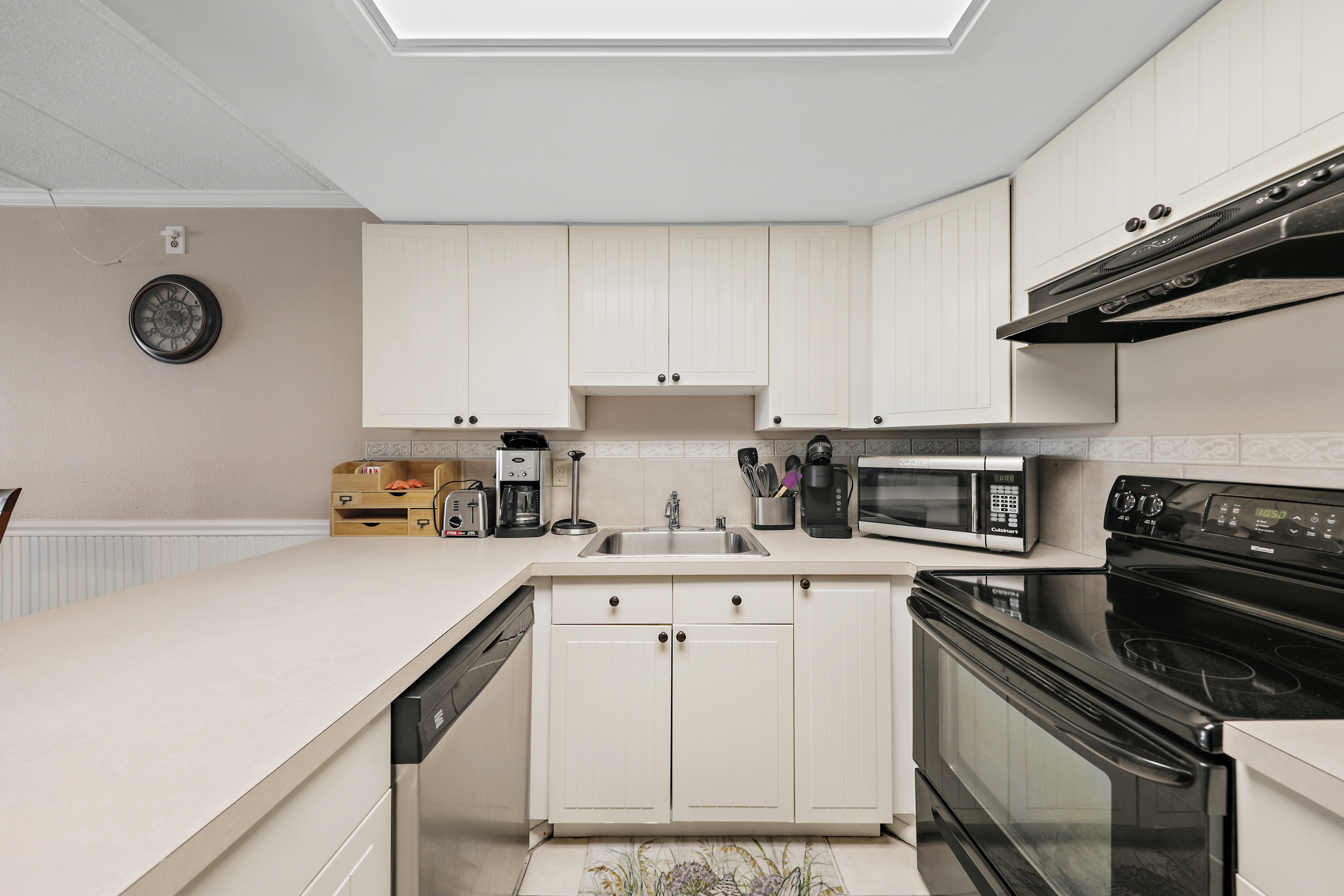 If eating in is what family time is all about, then you're going to appreciate the beautiful open well stocked kitchen!