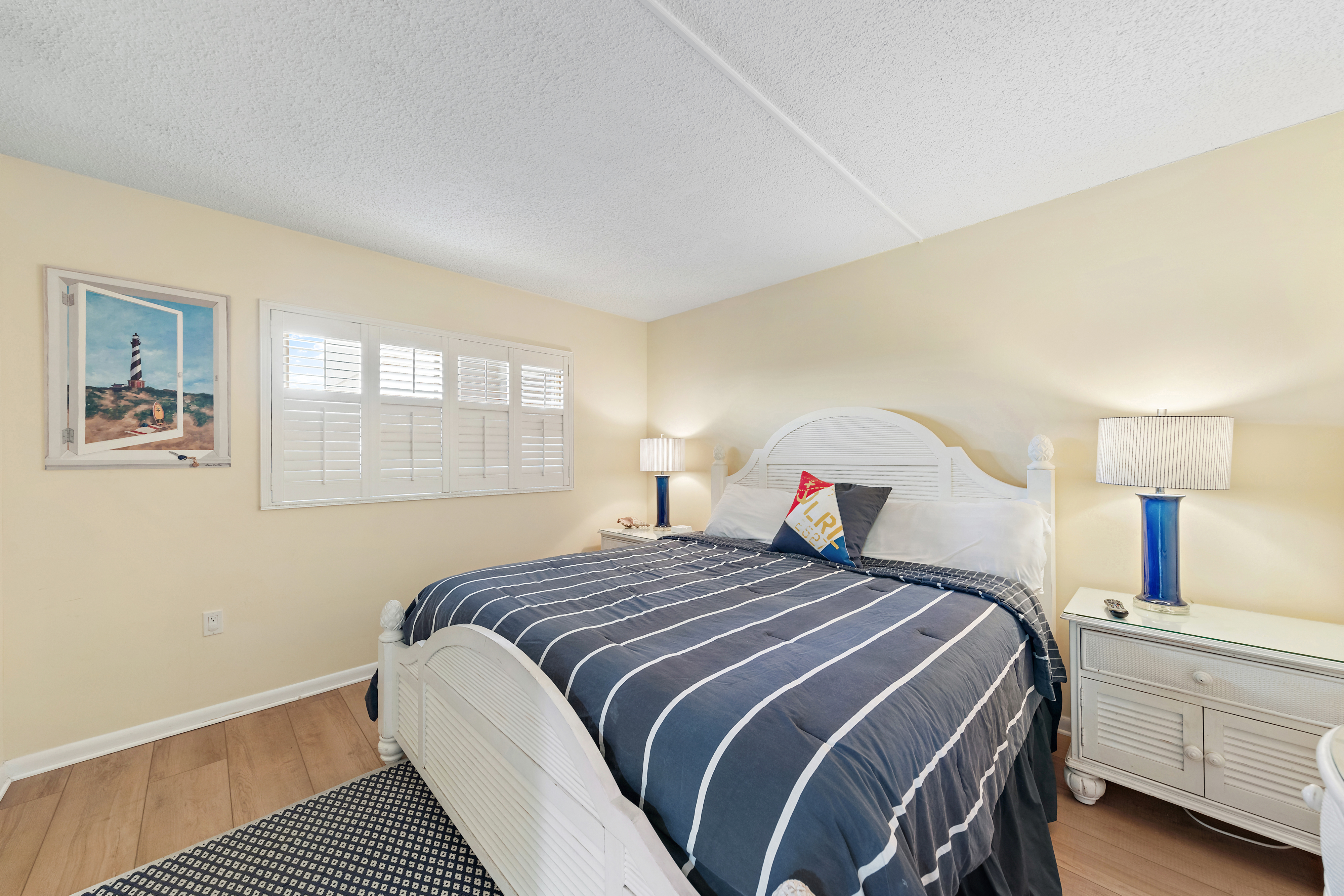 Enjoy the Cool & Calming Nautical Feel & Amazing Bay Views.