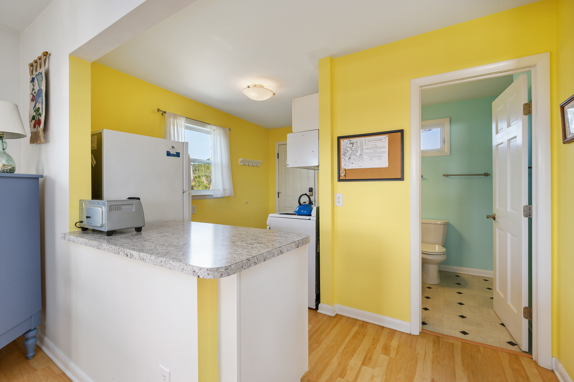 It's always a sunny day at Shackeau!