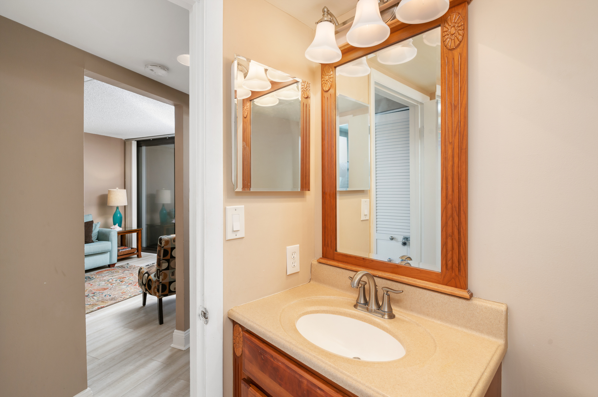 Attached to Bedroom 1 & Living Area is a Unique Full Bath.