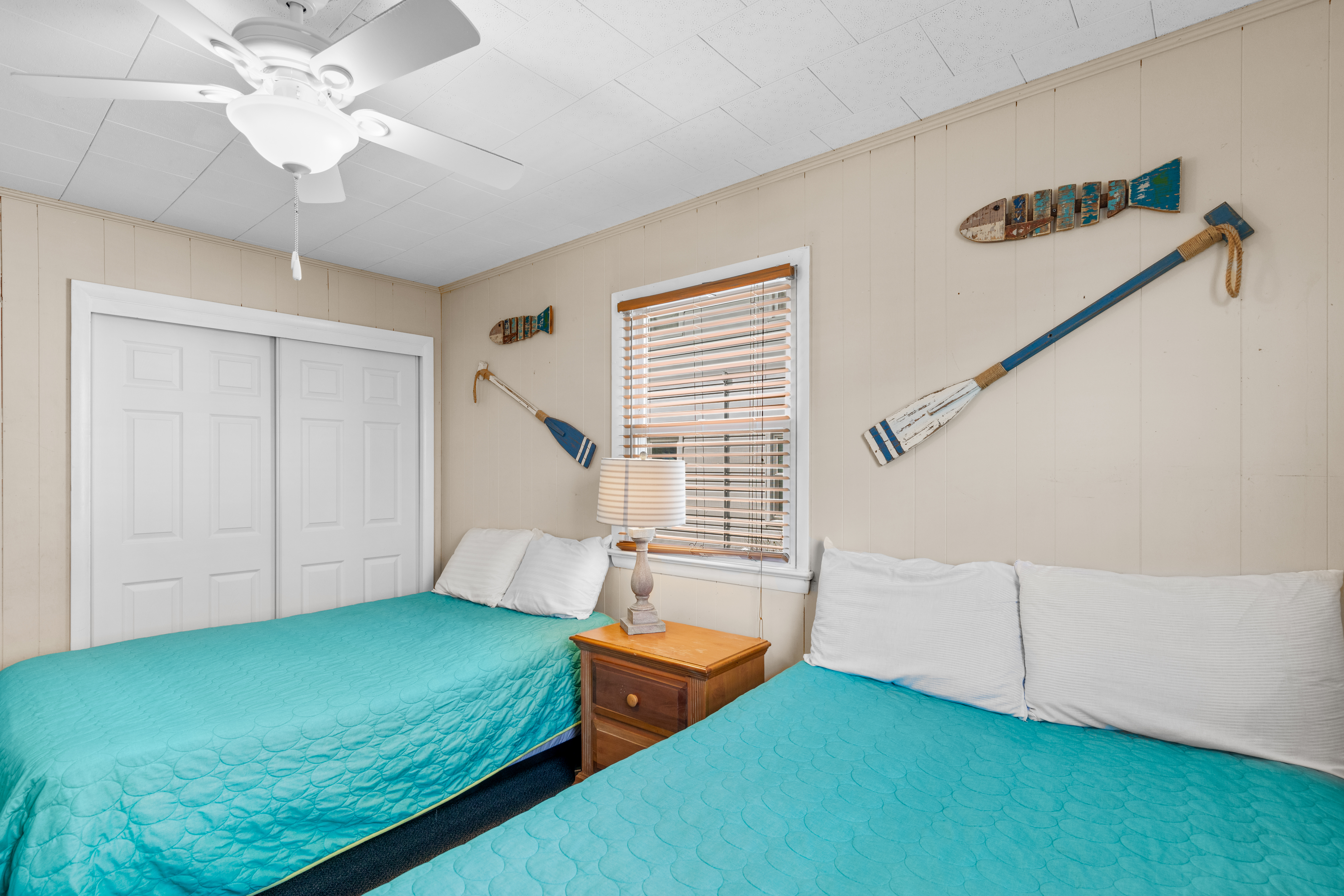 This bedroom is perfect for the little ones in your Family.