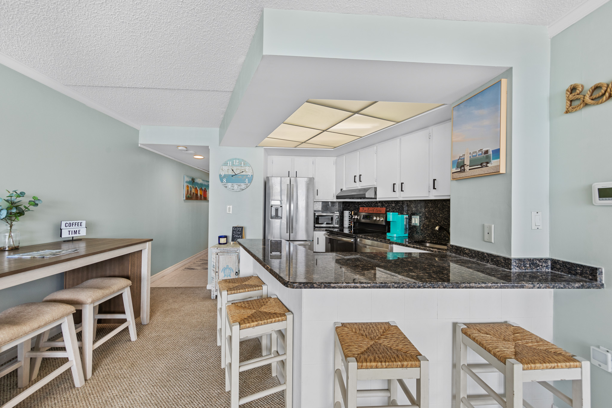 Oversized Breakfast Bar is perfect for a family meal in!