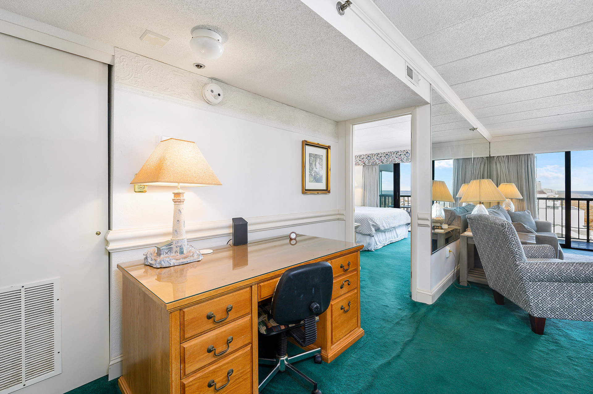 Plan your fun filled days for you and your family in this quaint Office Area