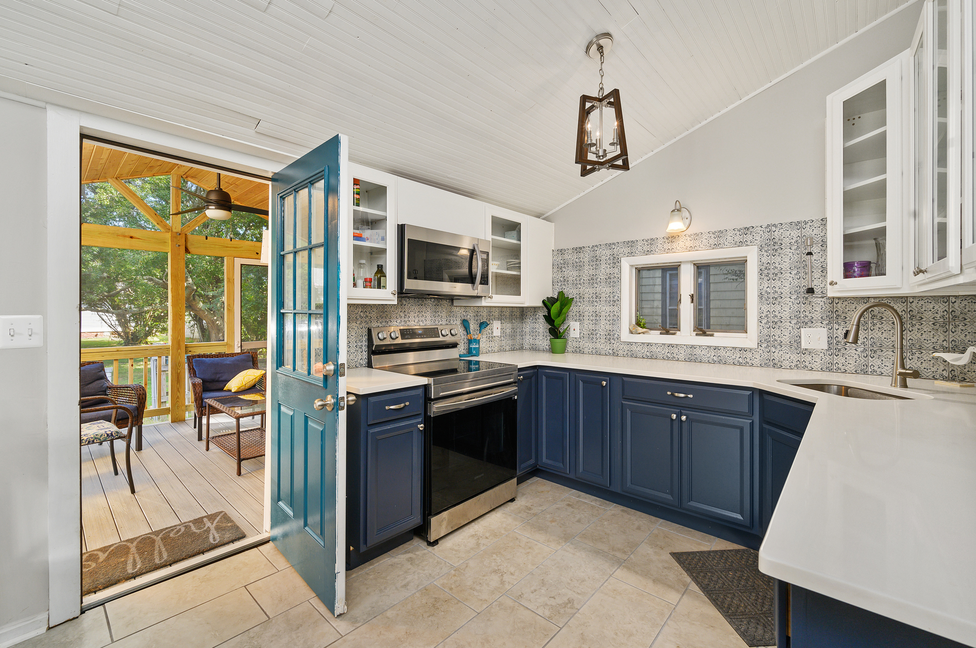 Kitchen leads to another Screened Porch!