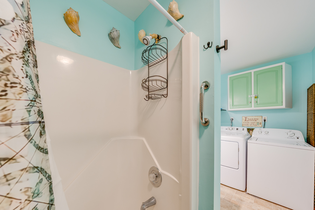 Fun tropical decor throughout the whole house!