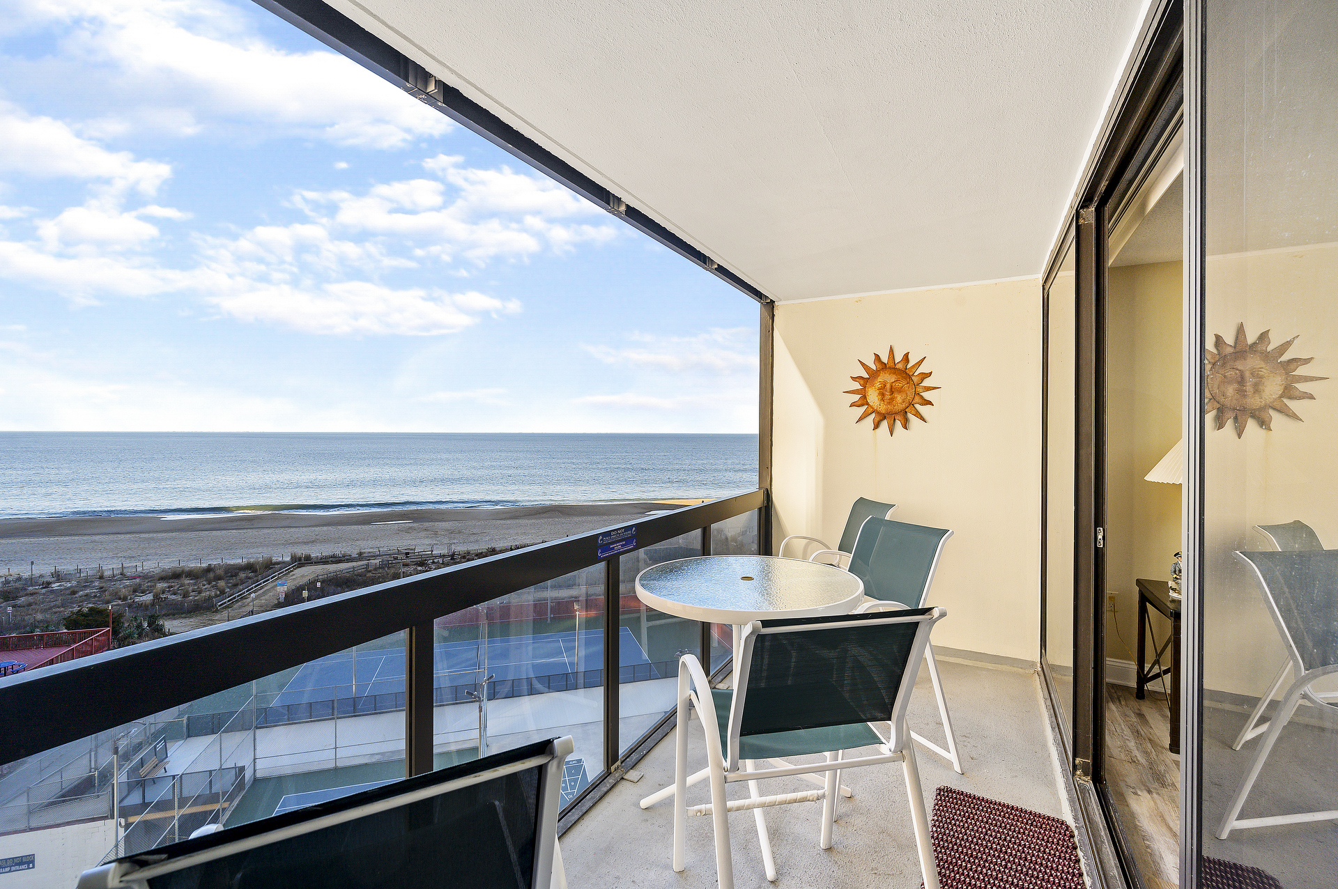 There's no limit to the beauty you will see at Golden Sands 502!