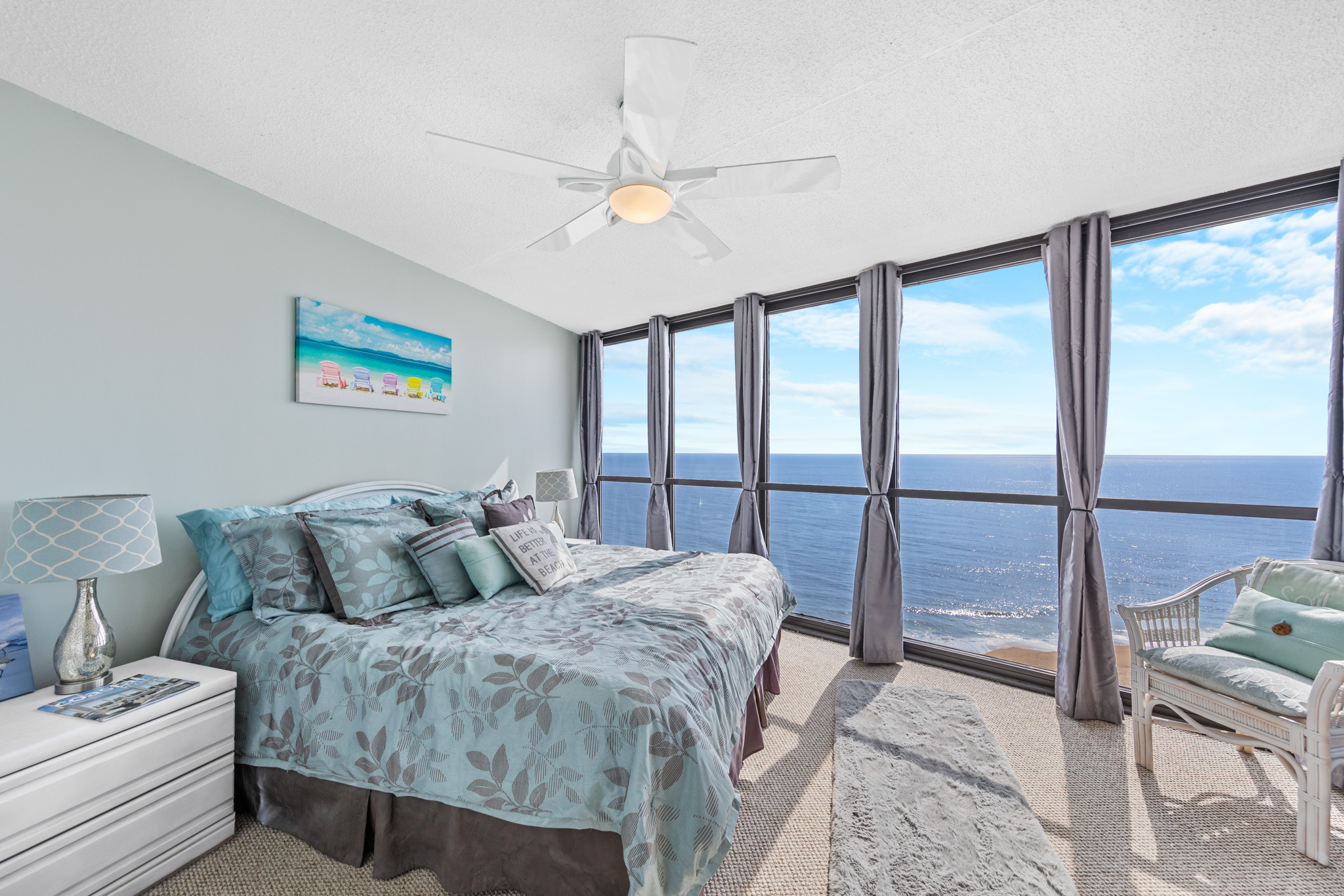 There's no limit to the beauty you will see at Golden Sands 1812!