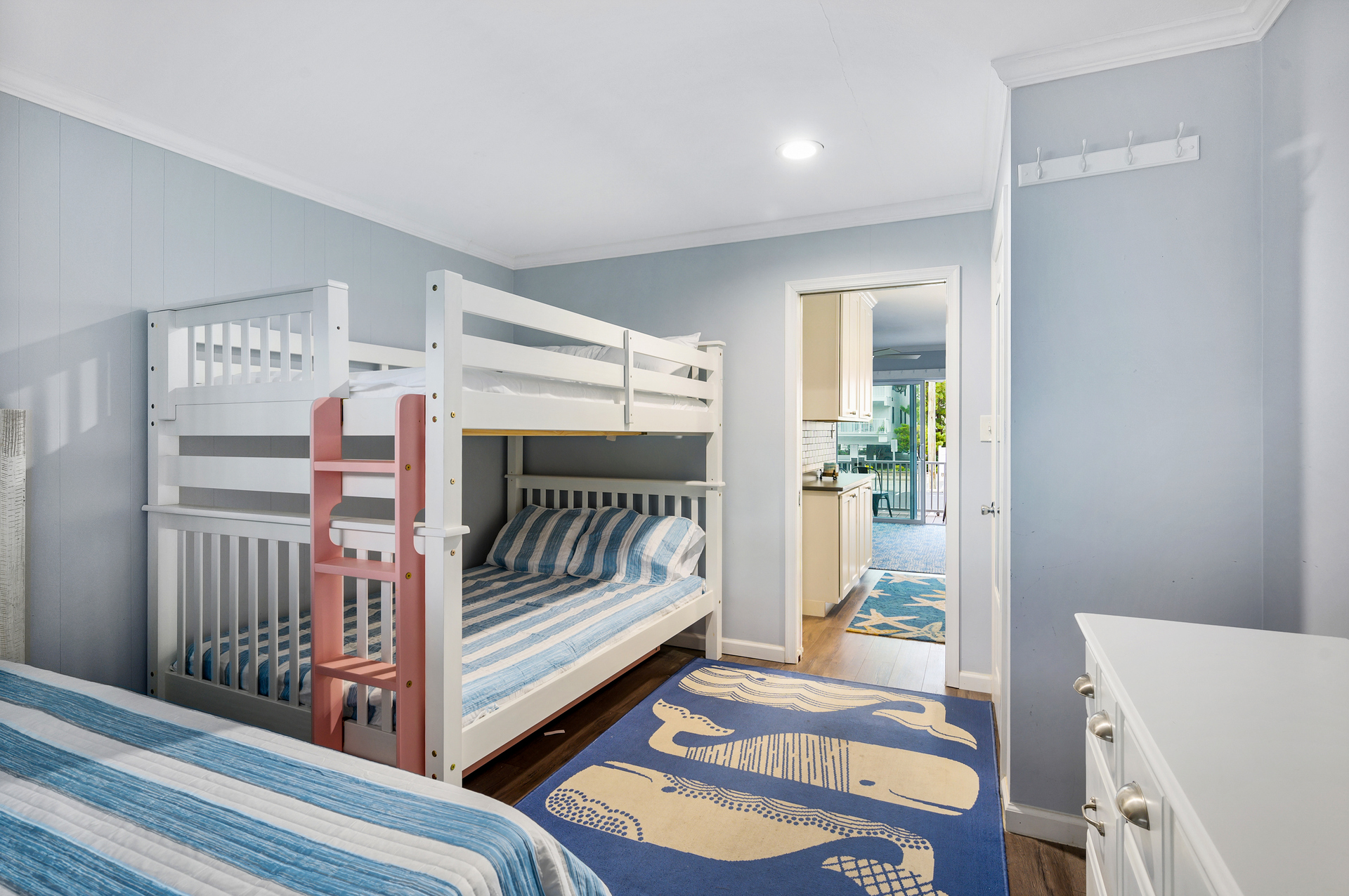 Bunk bed with full size beds