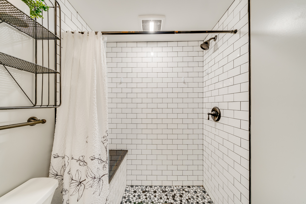 Just look at that Custom Tile!