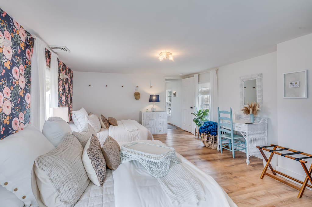 We are so in love with everything about Misty Moon!