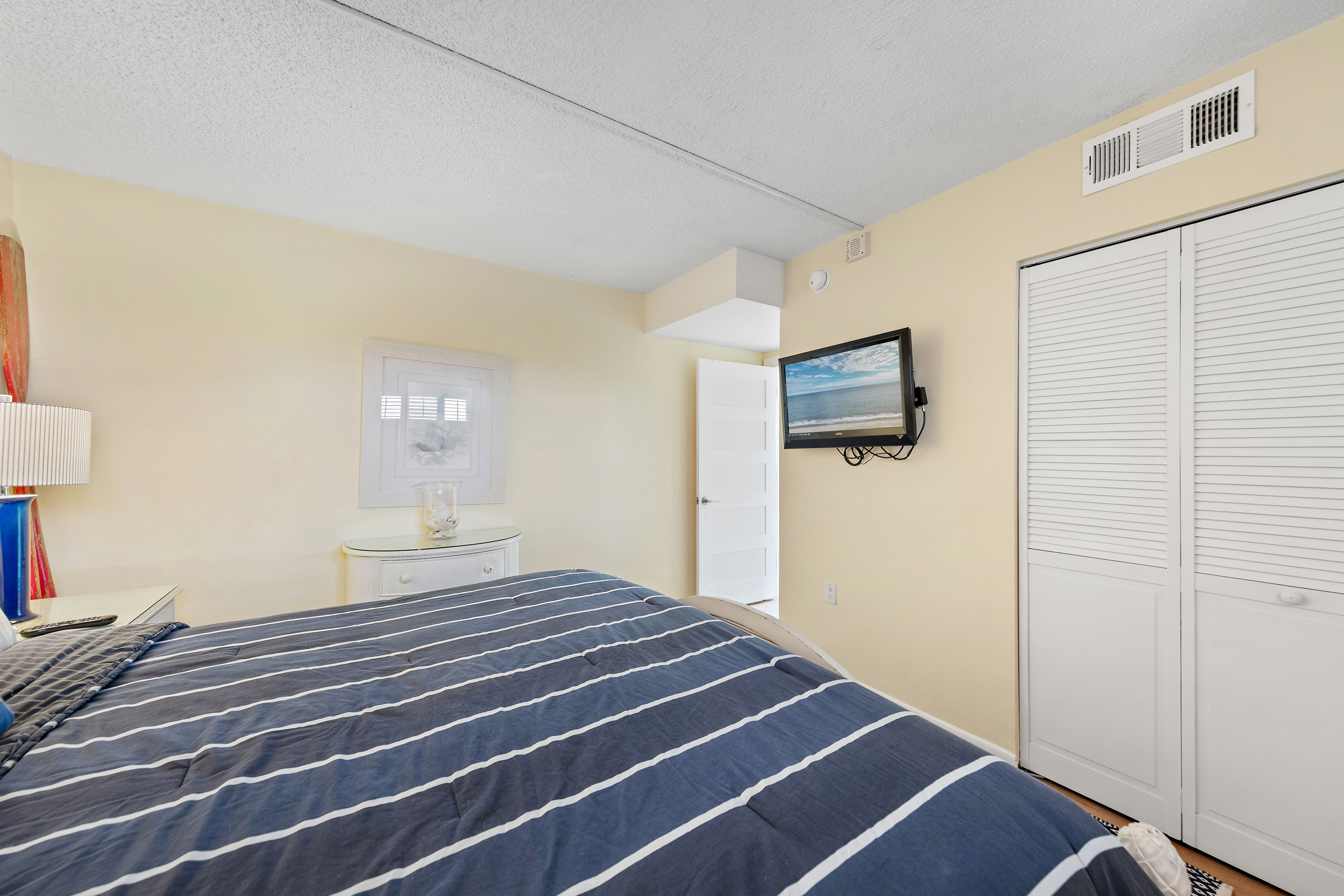 Relax and enjoy a movie in bed!