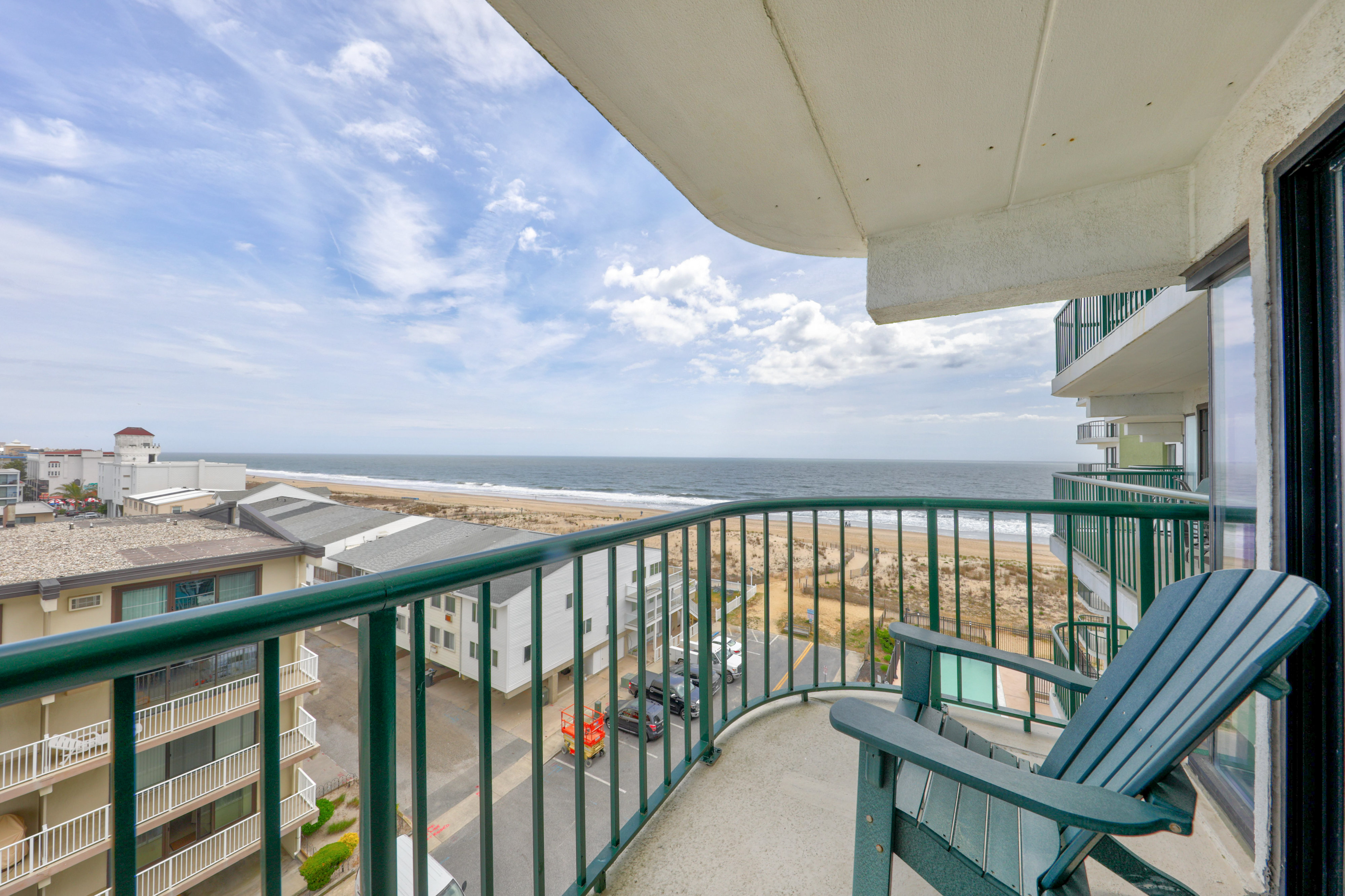 Just imagine starting and ending your days with this view!