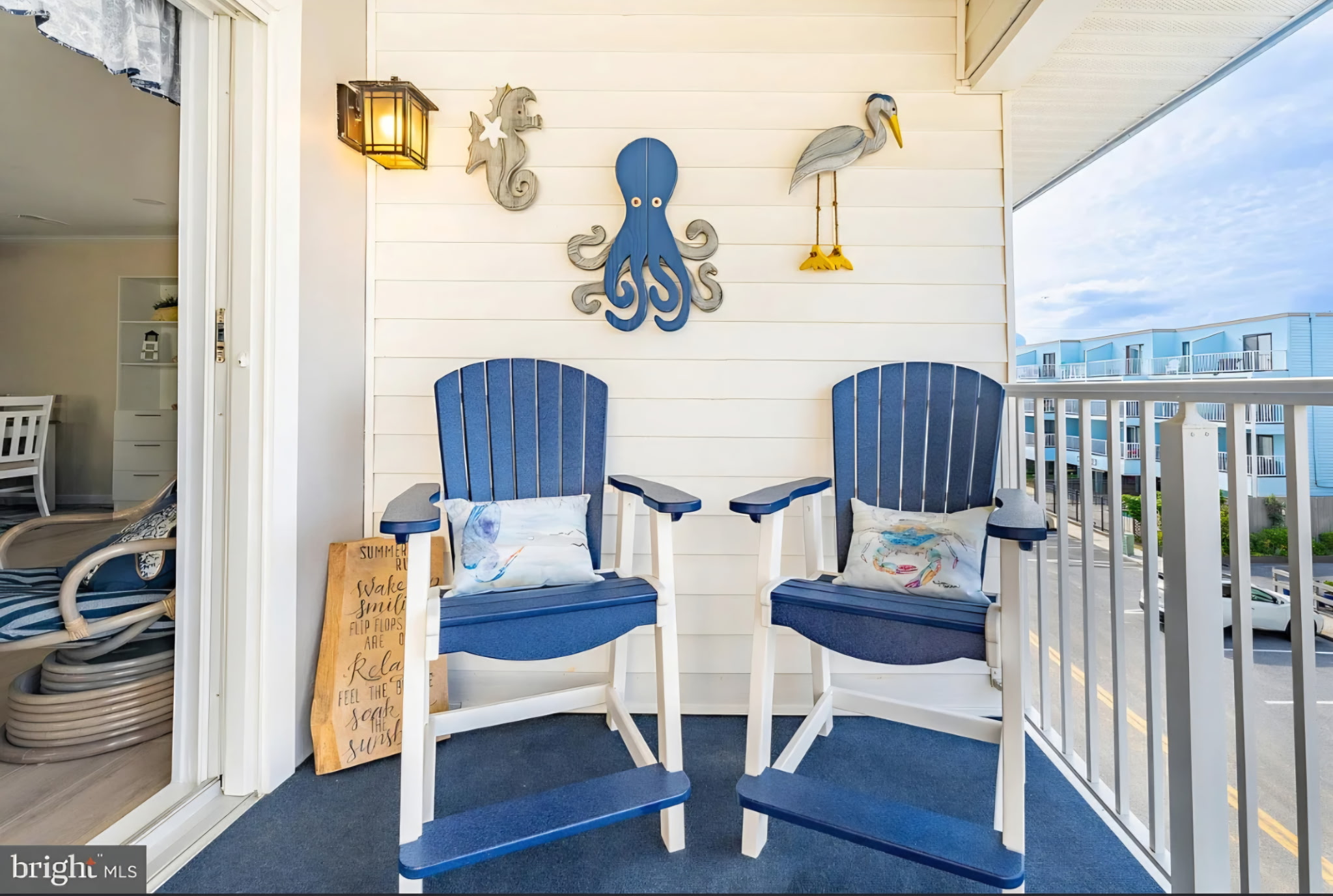 The best space to hear the waves and enjoy the ocean breeze.