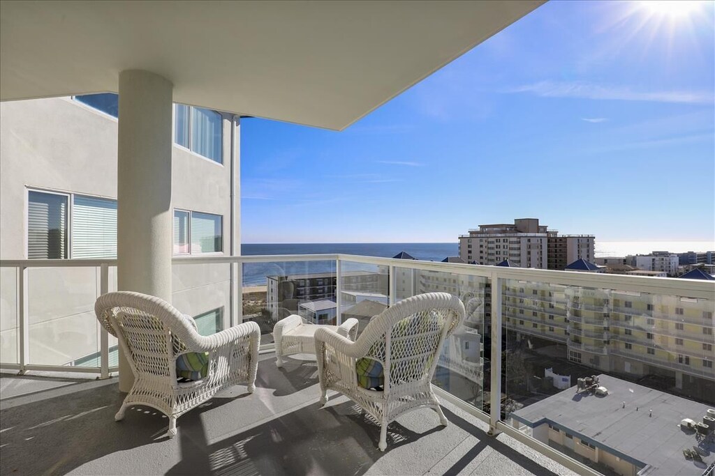 Enjoy breathtaking Ocean Views from the spacious balcony!