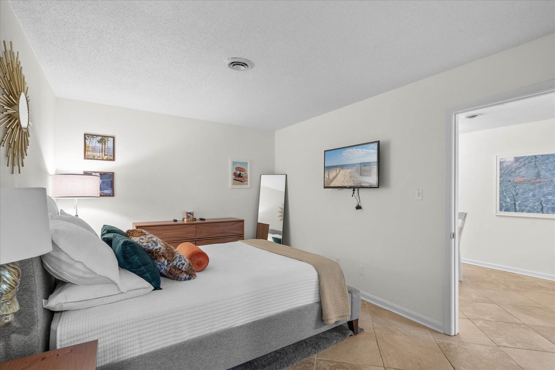 Enjoy your favorite TV show on the Flat Screen TV.