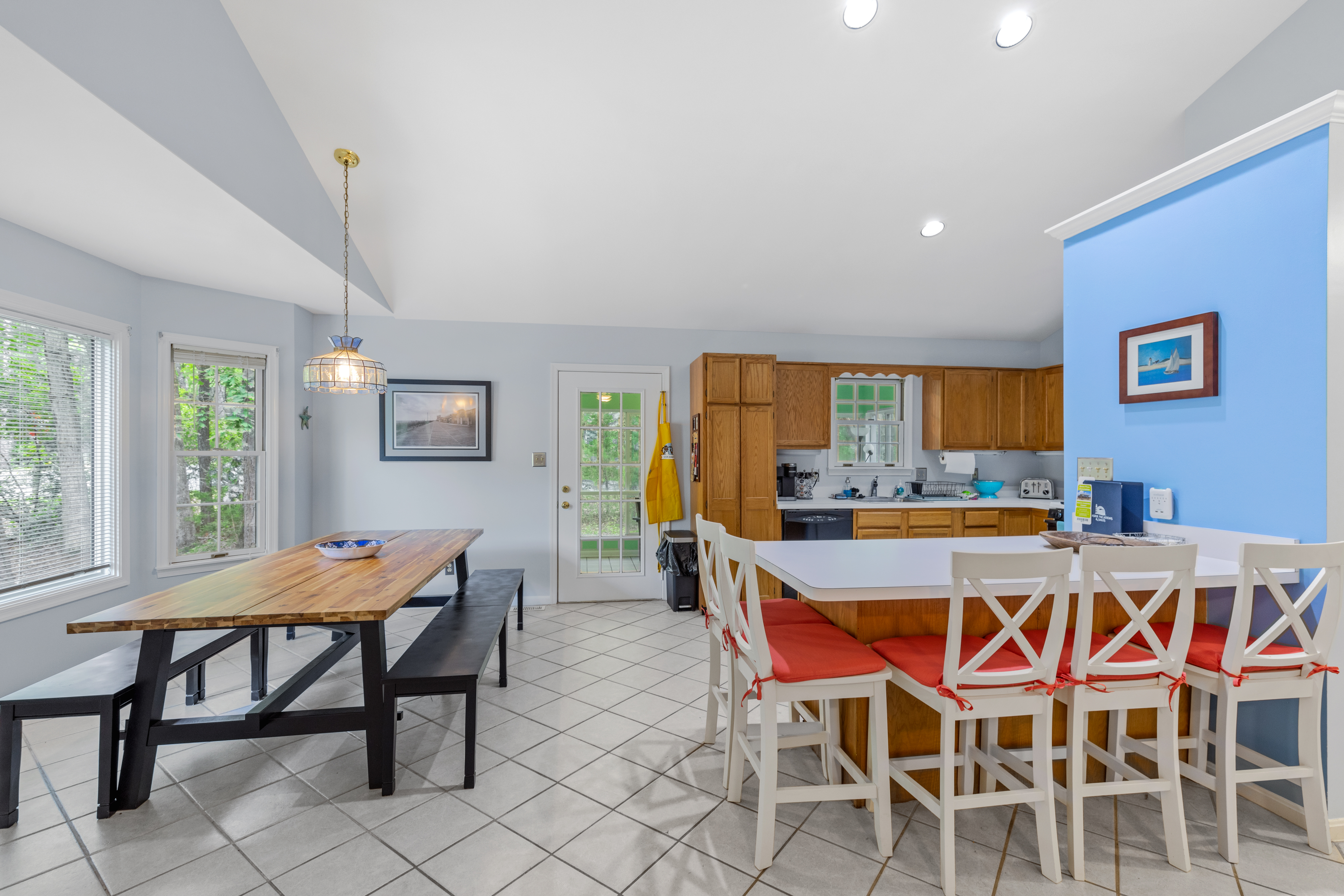 Enjoy the peaceful views of Ocean Pines during your family meal!